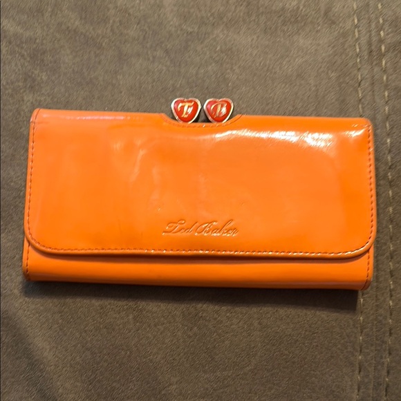 Ted Baker Orange Patent Leather Wallet with Kiss-Lock Clasp - Picture 1 of 15